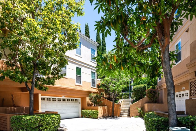 Photo of 1038 S Rossano Way, Anaheim Hills, CA 92808