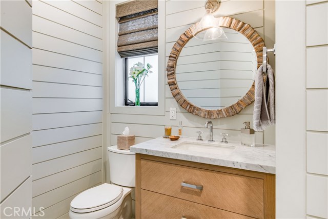 942 15th Street, Hermosa Beach, California 90254, 4 Bedrooms Bedrooms, ,2 BathroomsBathrooms,Residential,Sold,15th,SB20137355