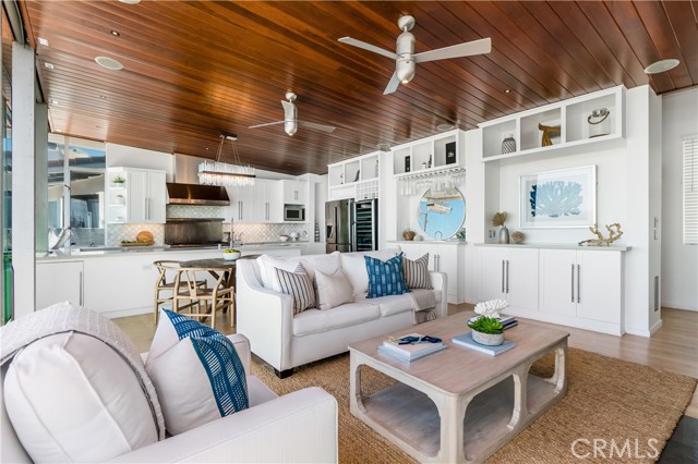 3316 Crest Drive, Manhattan Beach, California 90266, 4 Bedrooms Bedrooms, ,3 BathroomsBathrooms,Residential,Sold,Crest,SB21123586