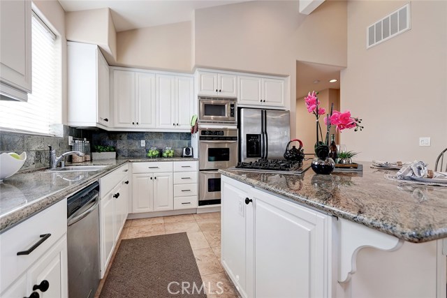 2109 Vanderbilt Lane, Redondo Beach, California 90278, 4 Bedrooms Bedrooms, ,2 BathroomsBathrooms,Residential,Sold,Vanderbilt,SB19264940
