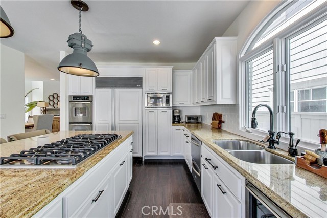 641 35th Street, Manhattan Beach, California 90266, 5 Bedrooms Bedrooms, ,3 BathroomsBathrooms,Residential,Sold,35th,SB21047084