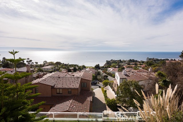 30011 Via Victoria, Rancho Palos Verdes, California 90275, 3 Bedrooms Bedrooms, ,4 BathroomsBathrooms,Residential,Sold,Via Victoria,SB18069207