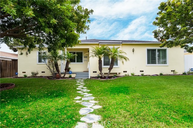 3006 Johnston Avenue, Redondo Beach, California 90278, 3 Bedrooms Bedrooms, ,1 BathroomBathrooms,Residential,Sold,Johnston,SB17129769