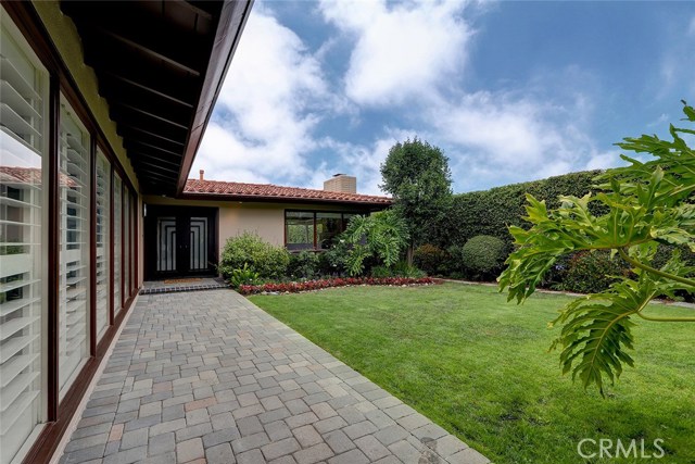 Entry Courtyard