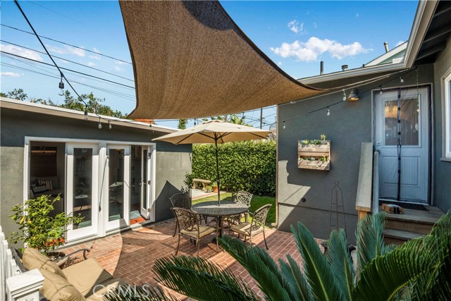 2205 Graham Avenue, Redondo Beach, California 90278, 3 Bedrooms Bedrooms, ,2 BathroomsBathrooms,Residential,Sold,Graham,SB20201906