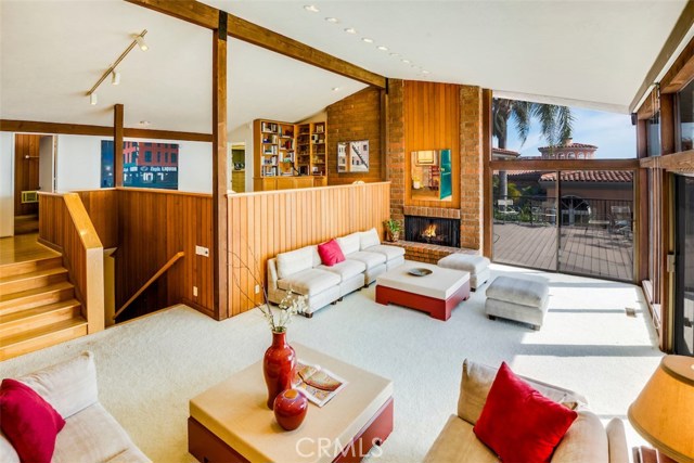 1425 Via Zumaya, Palos Verdes Estates, California 90274, 5 Bedrooms Bedrooms, ,3 BathroomsBathrooms,Residential,Sold,Via Zumaya,PV17070870