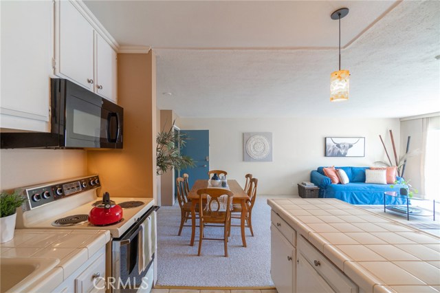 800 Camino Real, Redondo Beach, California 90277, 2 Bedrooms Bedrooms, ,2 BathroomsBathrooms,Residential,Sold,Camino Real,SB20200245