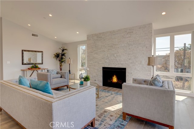 1401 Corona Street, Hermosa Beach, California 90254, 4 Bedrooms Bedrooms, ,3 BathroomsBathrooms,Residential,Sold,Corona,SB20015755