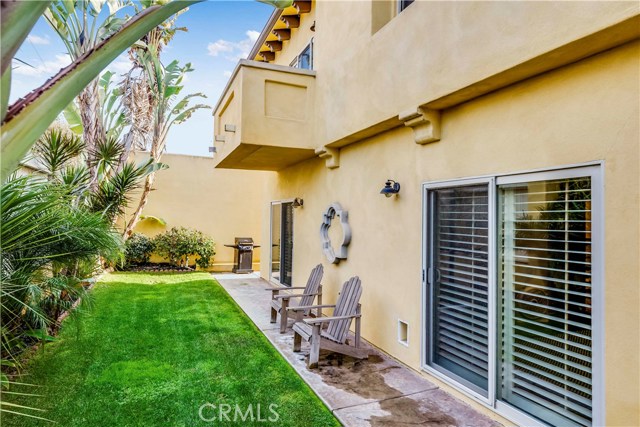 202 Irena Avenue, Redondo Beach, California 90277, 3 Bedrooms Bedrooms, ,3 BathroomsBathrooms,Residential,Sold,Irena,SB19148601