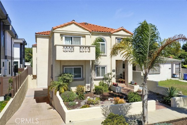 202 Juanita Avenue, Redondo Beach, California 90277, 4 Bedrooms Bedrooms, ,3 BathroomsBathrooms,Residential,Sold,Juanita,SB20150379