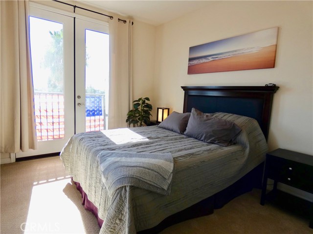 2001 Artesia Boulevard, Redondo Beach, California 90278, 1 Bedroom Bedrooms, ,1 BathroomBathrooms,Residential,Sold,Artesia,SB19233322