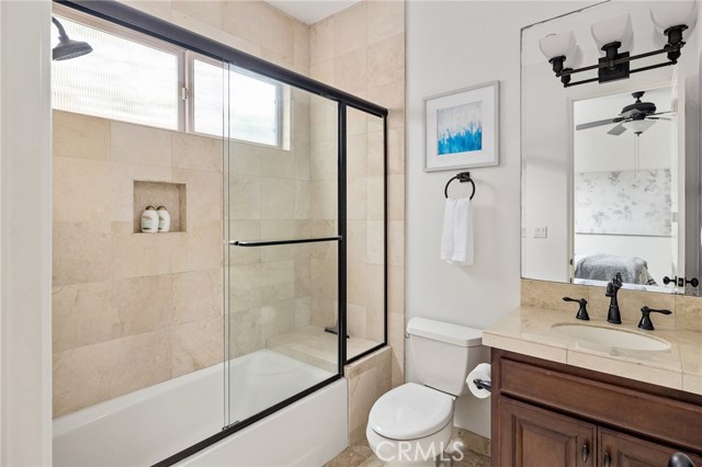 556 Helberta Avenue, Redondo Beach, California 90277, 4 Bedrooms Bedrooms, ,3 BathroomsBathrooms,Residential,Sold,Helberta,SB20115662