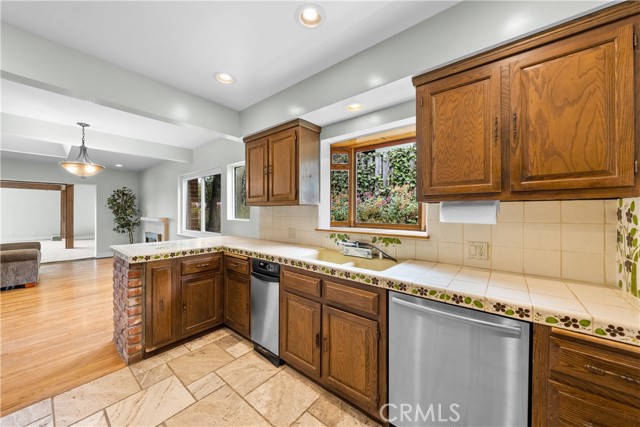 2114 Caddington Drive, Rancho Palos Verdes, California 90275, 4 Bedrooms Bedrooms, ,3 BathroomsBathrooms,Residential,Sold,Caddington,SB21112073