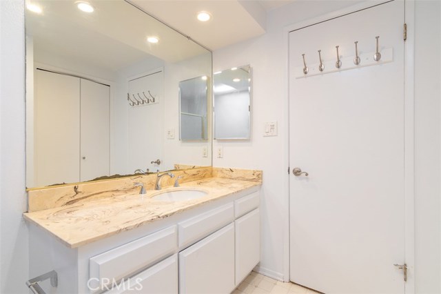 2322 Palos Verdes Drive, Palos Verdes Estates, California 90274, 2 Bedrooms Bedrooms, ,Residential,Sold,Palos Verdes,PV18187969