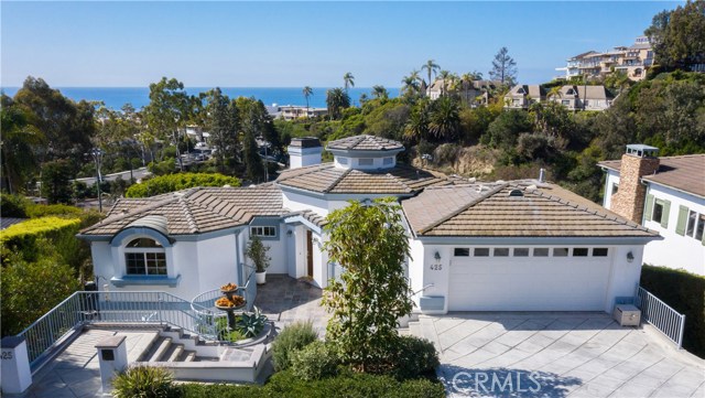 Photo of 425 Bonvue Terrace, Laguna Beach, CA 92651