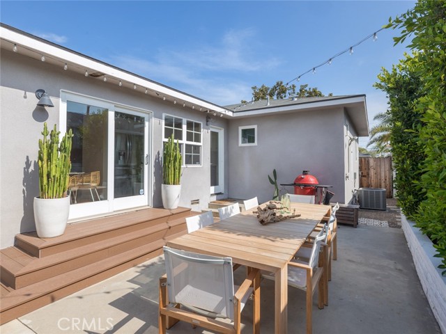 701 Firmona Avenue, Redondo Beach, California 90278, 3 Bedrooms Bedrooms, ,2 BathroomsBathrooms,Residential,Sold,Firmona,SB21149266