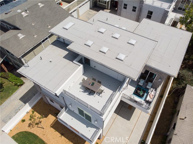 2006 Morgan Lane, Redondo Beach, California 90278, 4 Bedrooms Bedrooms, ,3 BathroomsBathrooms,Residential,Sold,Morgan,SB20119516