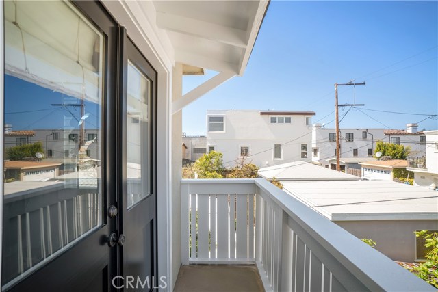 465 28th Street, Manhattan Beach, California 90266, 3 Bedrooms Bedrooms, ,3 BathroomsBathrooms,Residential,Sold,28th,SB19069808