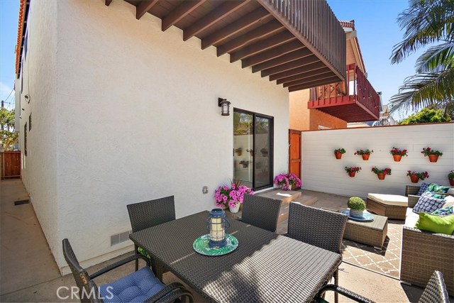 1627 Carlson Lane, Redondo Beach, California 90278, 3 Bedrooms Bedrooms, ,2 BathroomsBathrooms,Residential,Sold,Carlson,SB19160079