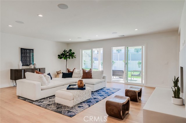 11 Shadow Lane, Rolling Hills Estates, California 90274, 6 Bedrooms Bedrooms, ,4 BathroomsBathrooms,Residential,Sold,Shadow,PV21020232