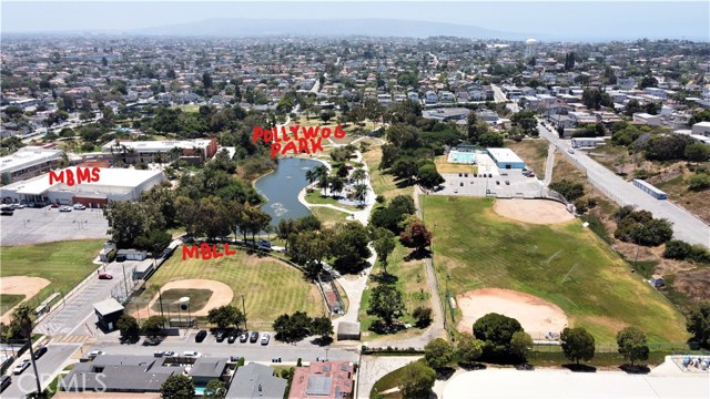 1537 19th Street, Manhattan Beach, California 90266, 3 Bedrooms Bedrooms, ,1 BathroomBathrooms,Residential,Sold,19th,SB20127736