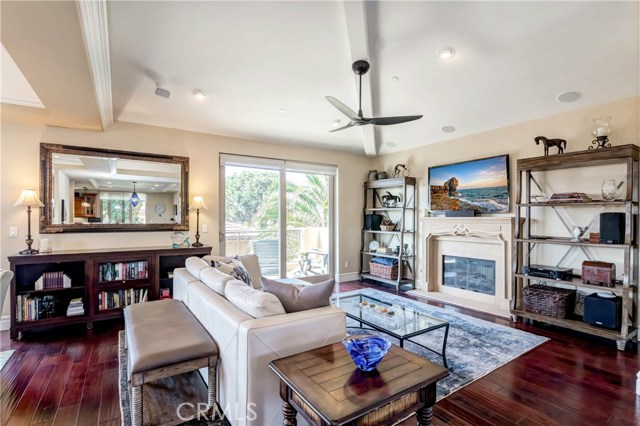 603 Juanita Avenue, Redondo Beach, California 90277, 4 Bedrooms Bedrooms, ,1 BathroomBathrooms,Residential,Sold,Juanita,SB20232273