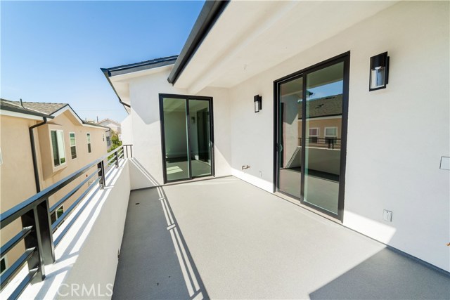 2609 Mathews Avenue, Redondo Beach, California 90278, 3 Bedrooms Bedrooms, ,2 BathroomsBathrooms,Residential,Sold,Mathews,SB19093537