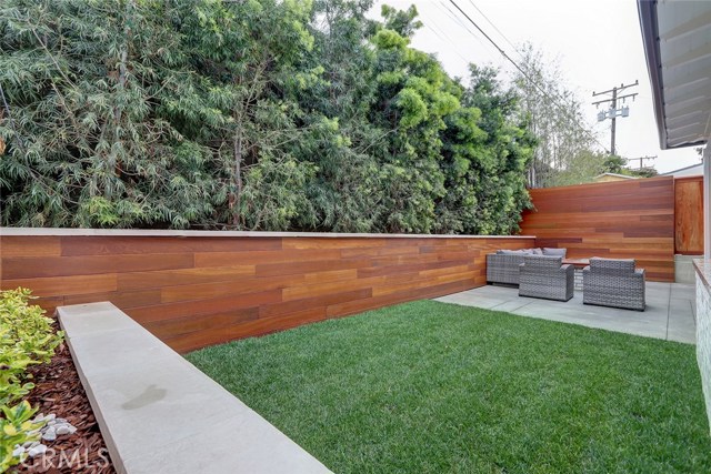 1716 Oak Avenue, Manhattan Beach, California 90266, 5 Bedrooms Bedrooms, ,5 BathroomsBathrooms,Residential,Sold,Oak,SB19008718