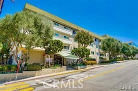 1600 Ardmore Avenue, Hermosa Beach, California 90254, 2 Bedrooms Bedrooms, ,2 BathroomsBathrooms,Residential,Sold,Ardmore,SB19126480