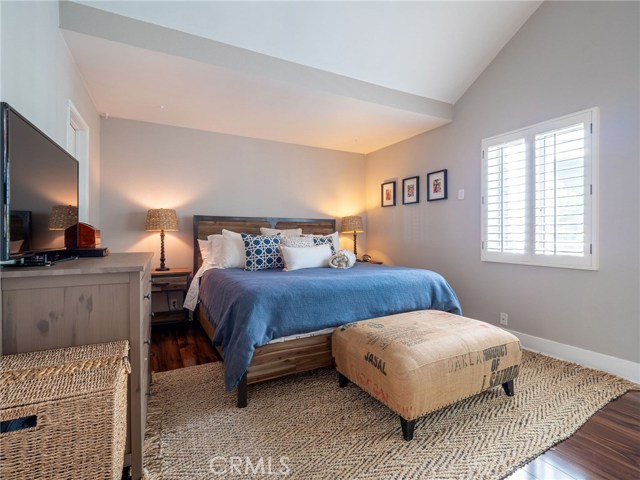 1304 12th Street, Manhattan Beach, California 90266, 2 Bedrooms Bedrooms, ,2 BathroomsBathrooms,Residential,Sold,12th,SB20056135