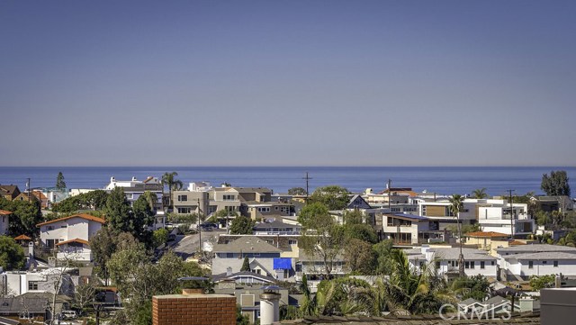 655 24th Place, Hermosa Beach, California 90254, 5 Bedrooms Bedrooms, ,5 BathroomsBathrooms,Residential,Sold,24th,SB17070473