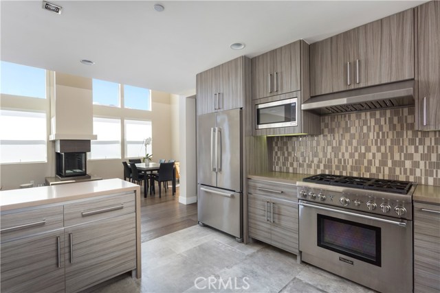 239 Irena Avenue, Redondo Beach, California 90277, 4 Bedrooms Bedrooms, ,3 BathroomsBathrooms,Residential,Sold,Irena,PV18092066