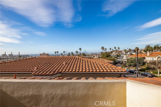 615 Juanita Avenue, Redondo Beach, California 90277, 3 Bedrooms Bedrooms, ,2 BathroomsBathrooms,Residential,Sold,Juanita,SB21033011