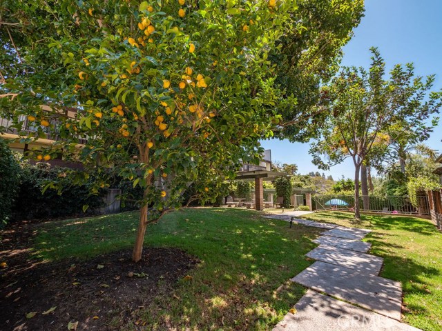 2112 Vanderbilt Lane, Redondo Beach, California 90278, 2 Bedrooms Bedrooms, ,2 BathroomsBathrooms,Residential,Sold,Vanderbilt,PW18140732