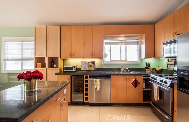 1728 Carver Street, Redondo Beach, California 90278, 3 Bedrooms Bedrooms, ,2 BathroomsBathrooms,Residential,Sold,Carver,SB18059398