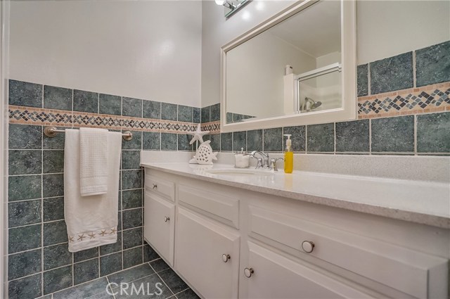 615 Prospect Avenue, Redondo Beach, California 90277, 2 Bedrooms Bedrooms, ,1 BathroomBathrooms,Residential,Sold,Prospect,SB19060602