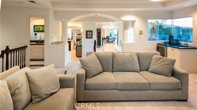 1021 Avenue D, Redondo Beach, California 90277, 4 Bedrooms Bedrooms, ,2 BathroomsBathrooms,Residential,Sold,Avenue D,SB21005310