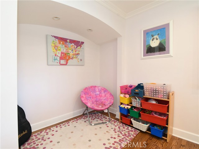 32 Harbor Sight Drive, Rolling Hills Estates, California 90274, 6 Bedrooms Bedrooms, ,2 BathroomsBathrooms,Residential,Sold,Harbor Sight,PV20212082