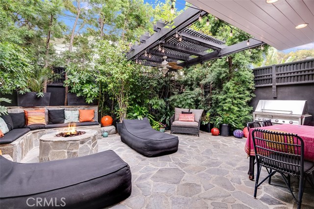 3213 Valley Drive, Manhattan Beach, California 90266, 3 Bedrooms Bedrooms, ,3 BathroomsBathrooms,Residential,Sold,Valley,SB21017306