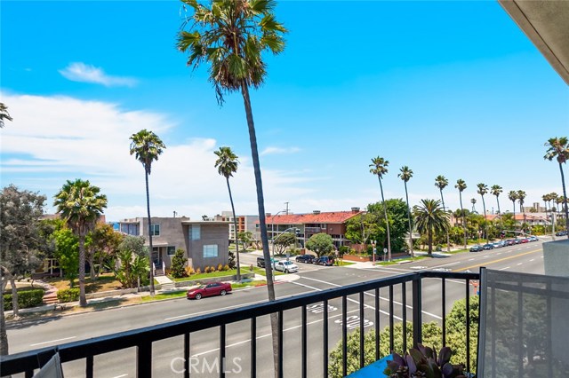 1400 Catalina Avenue, Redondo Beach, California 90277, 3 Bedrooms Bedrooms, ,2 BathroomsBathrooms,Residential,Sold,Catalina,SB17151456