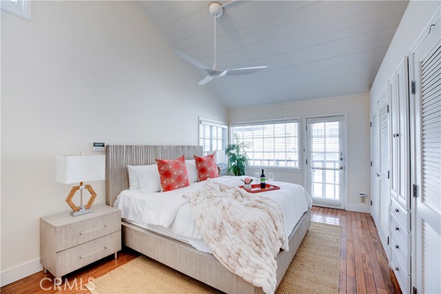 225 15th Street, Manhattan Beach, California 90266, 4 Bedrooms Bedrooms, ,1 BathroomBathrooms,Residential,Sold,15th,SB20180617