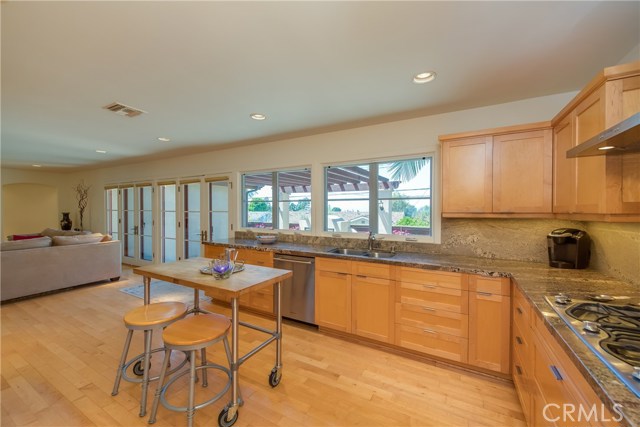 2631 Via Carrillo, Palos Verdes Estates, California 90274, 3 Bedrooms Bedrooms, ,2 BathroomsBathrooms,Residential,Sold,Via Carrillo,PV17093733