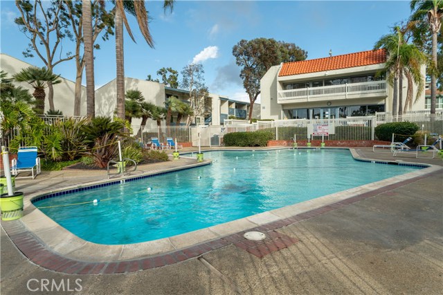 605 Prospect Avenue, Redondo Beach, California 90277, 2 Bedrooms Bedrooms, ,2 BathroomsBathrooms,Residential,Sold,Prospect,SB21011888