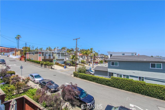 1006 Palm Lane, Redondo Beach, California 90278, 2 Bedrooms Bedrooms, ,2 BathroomsBathrooms,Residential,Sold,Palm,PW18131280