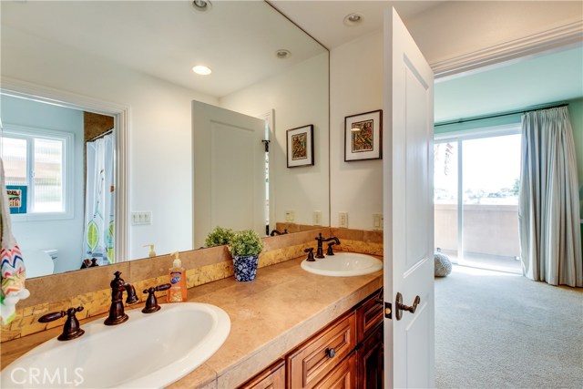 1610 Speyer Lane, Redondo Beach, California 90278, 4 Bedrooms Bedrooms, ,3 BathroomsBathrooms,Residential,Sold,Speyer,SB20089547