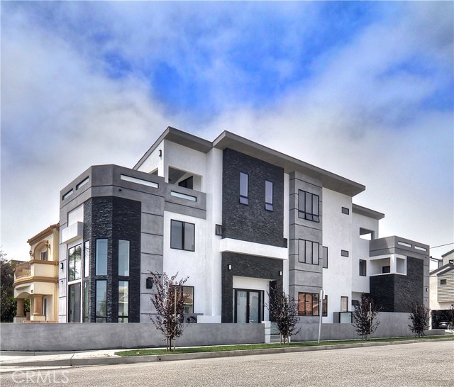 Photo of 1019 California Street, Huntington Beach, CA 92648