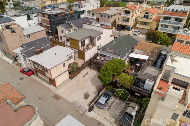 865 Loma Drive, Hermosa Beach, California 90254, 2 Bedrooms Bedrooms, ,1 BathroomBathrooms,Residential,Sold,Loma,SB20063247