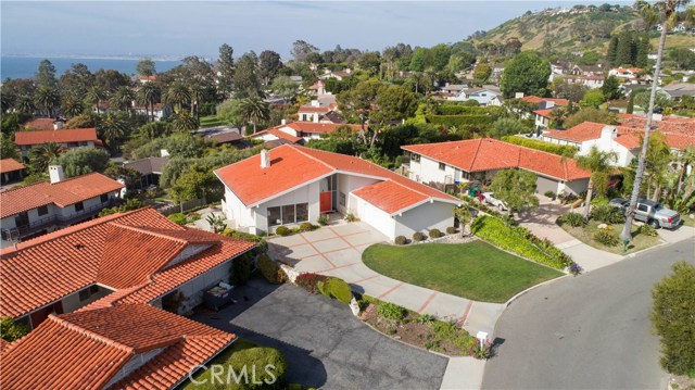 713 Cloyden Square, Palos Verdes Estates, California 90274, 3 Bedrooms Bedrooms, ,2 BathroomsBathrooms,Residential,Sold,Cloyden,SB17088498