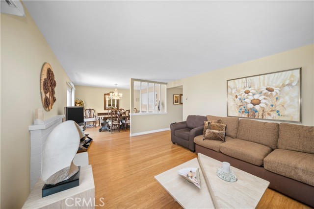 400 Faye Lane, Redondo Beach, California 90277, 4 Bedrooms Bedrooms, ,2 BathroomsBathrooms,Residential,Sold,Faye,SB21058245