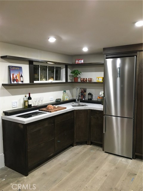 Kitchenette in studio/guest quarters